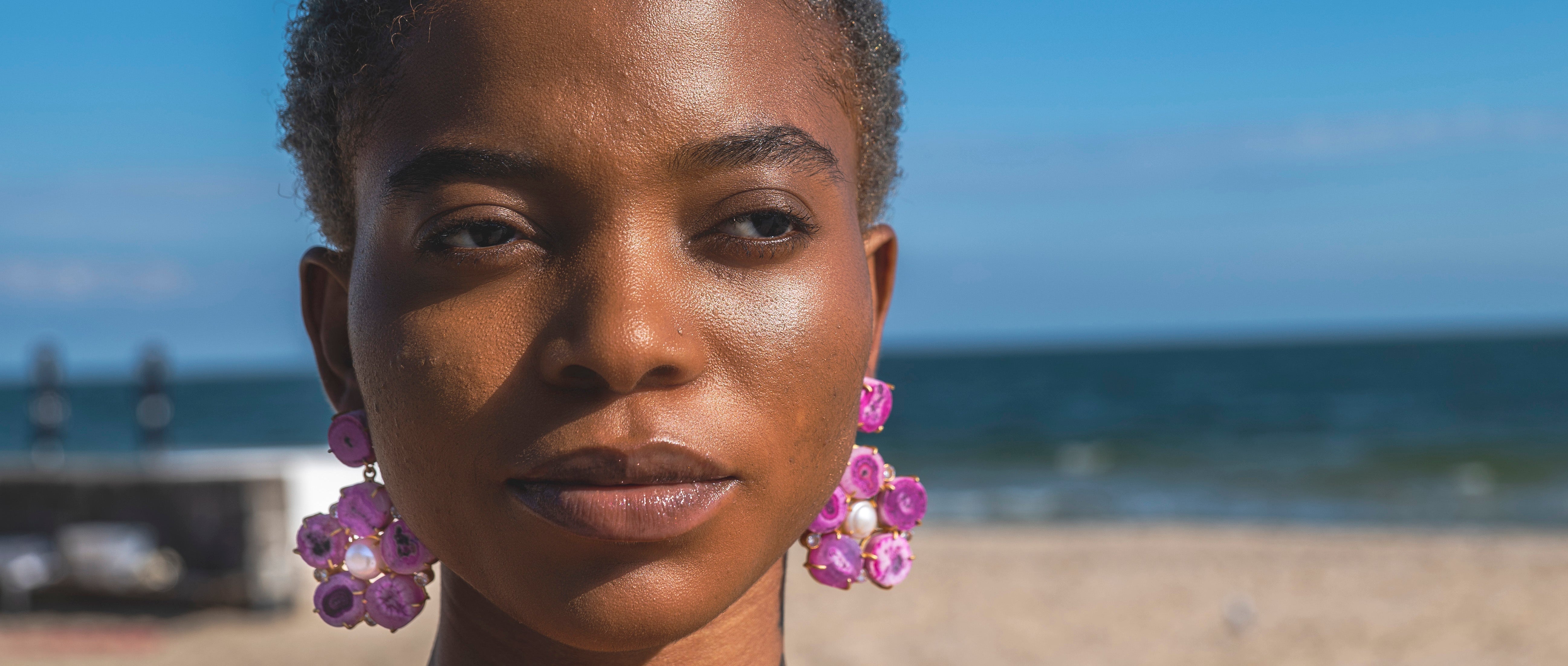 How to Style Statement Jewelry