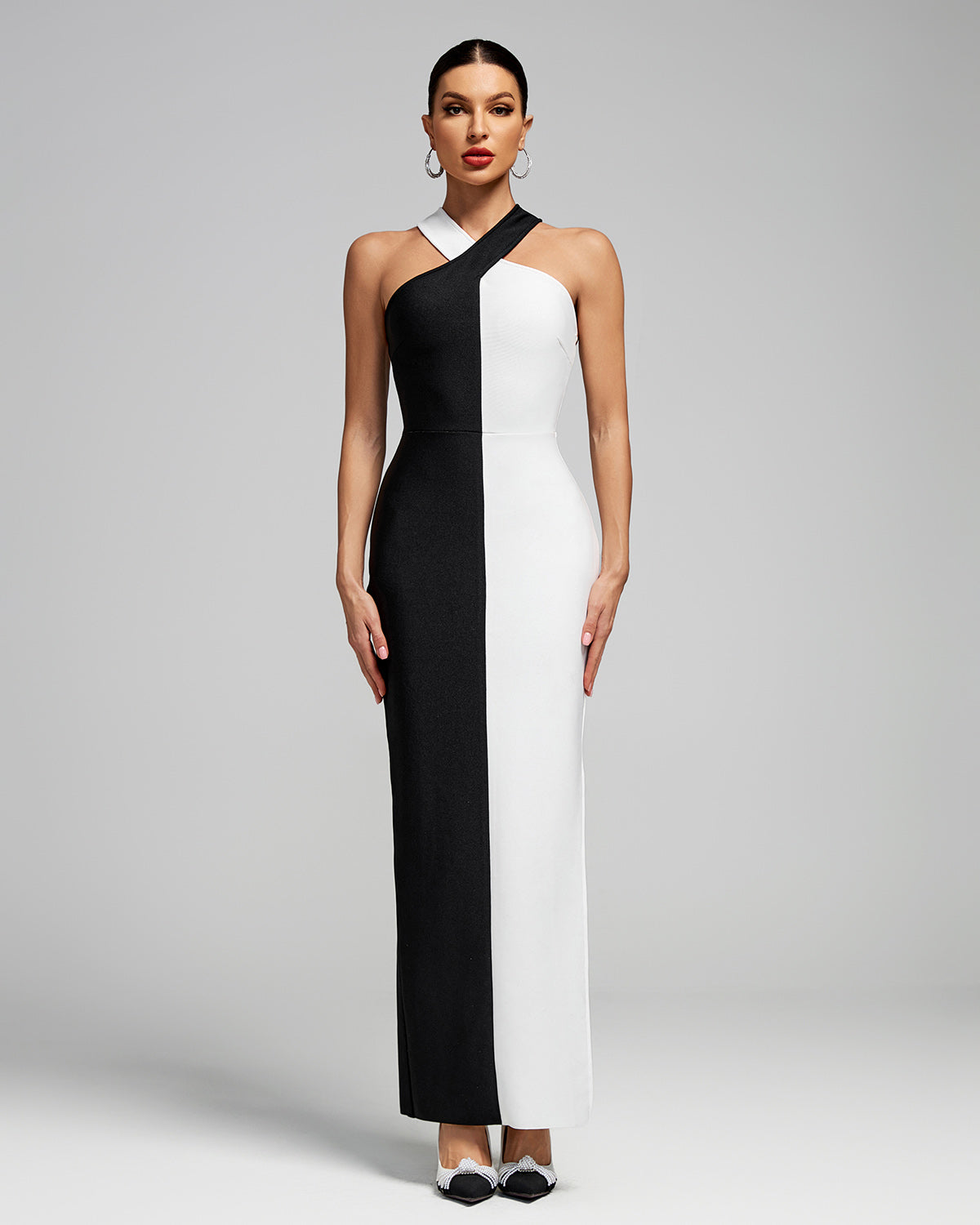 Cross Back Maxi Black & White Bandage Dress – Mara Blak